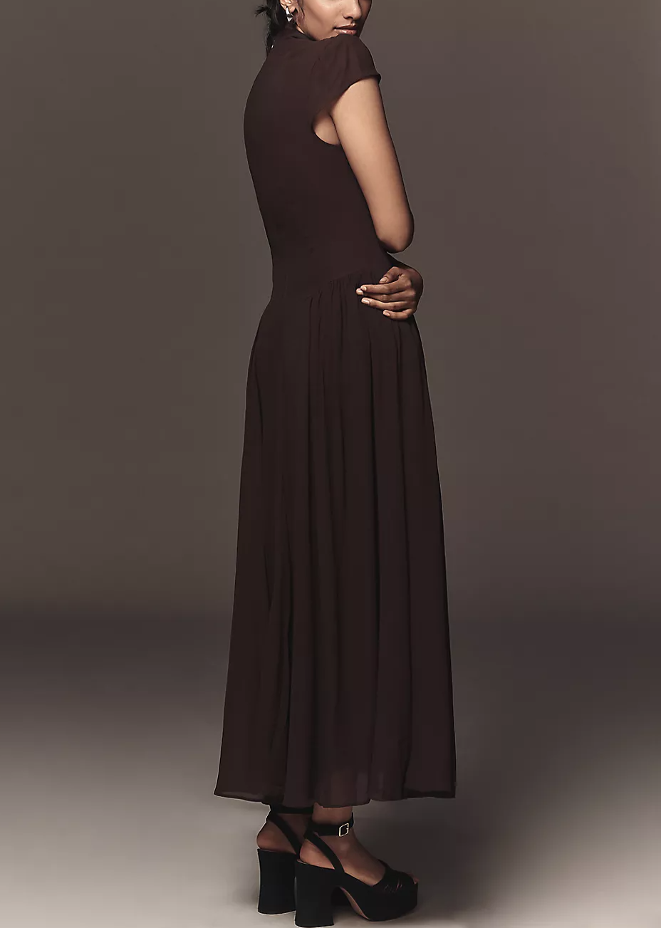 Brown sleeveless maxi dress