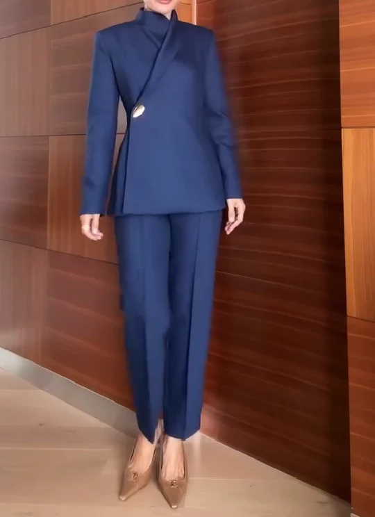 One-button suit + pencil trousers set