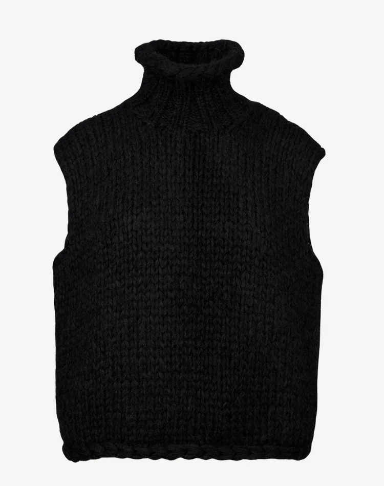 Hand-knitted Sleeveless Turtleneck Sweater