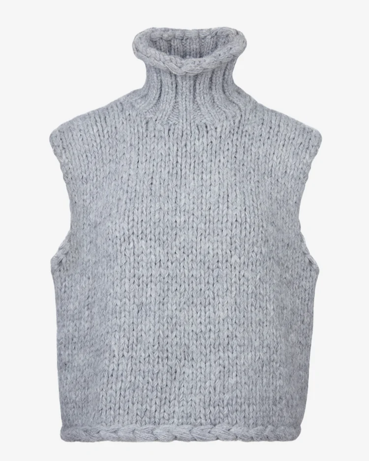 Hand-knitted Sleeveless Turtleneck Sweater