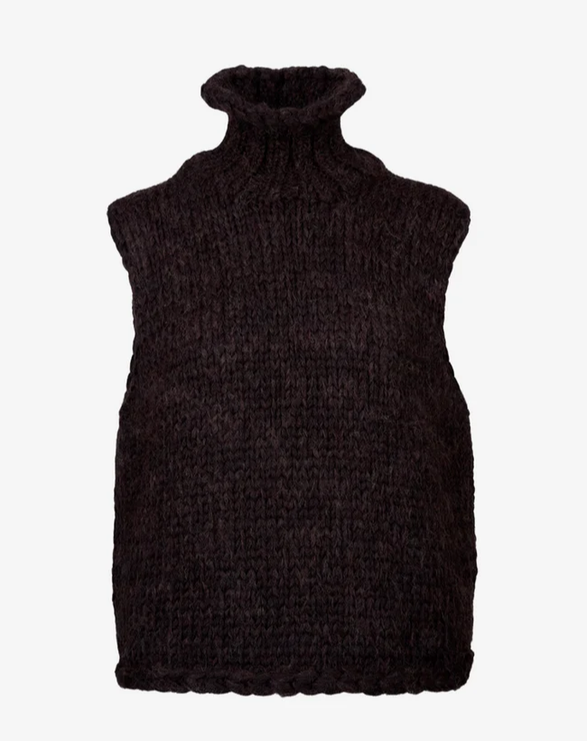 Hand-knitted Sleeveless Turtleneck Sweater