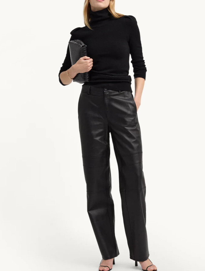 Pleated Cashmere Turtleneck