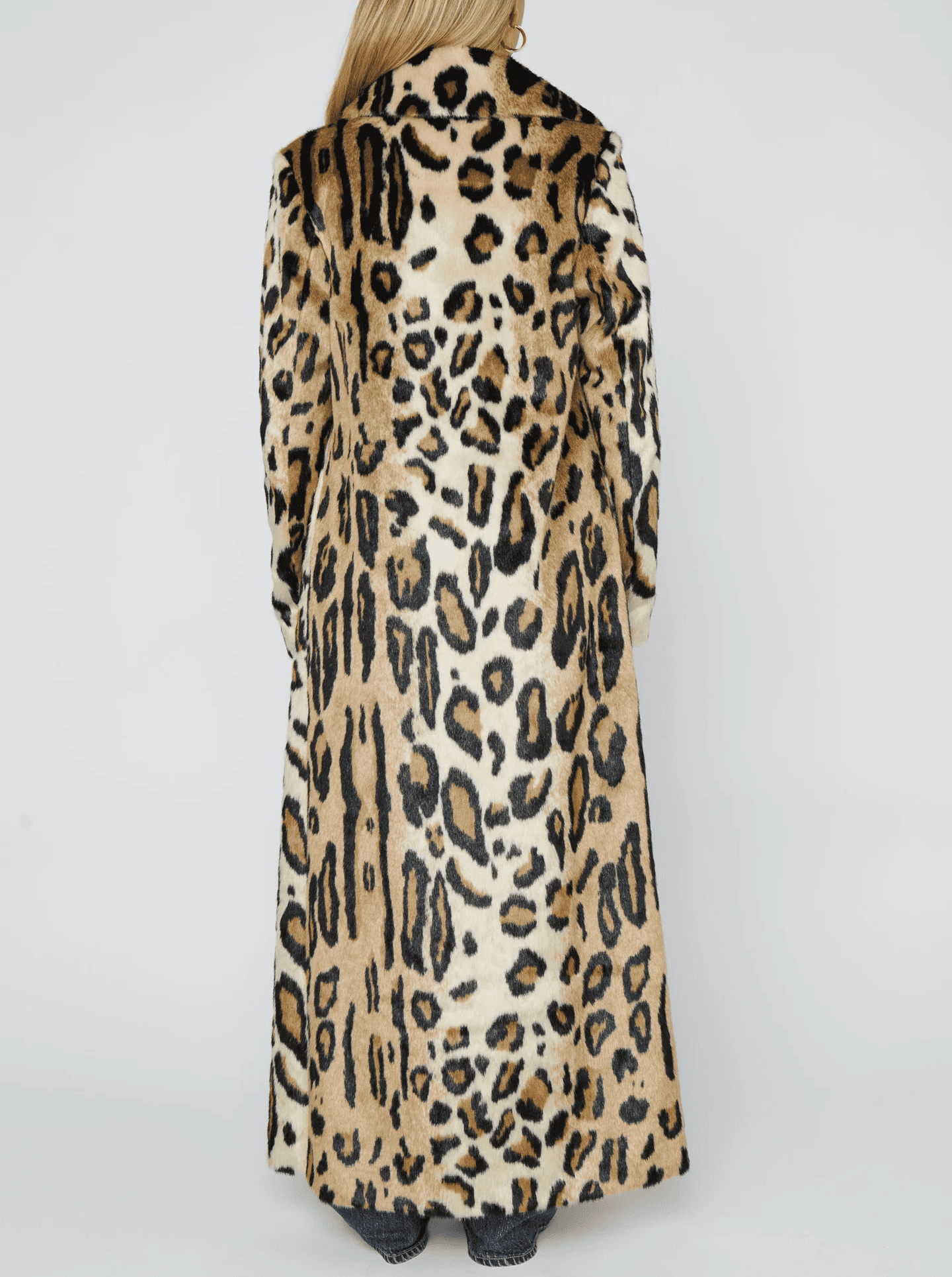 Leopard-print coat