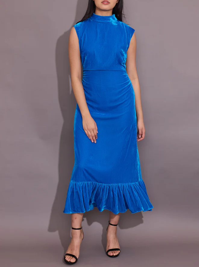 Sleevesless Velvet Dress