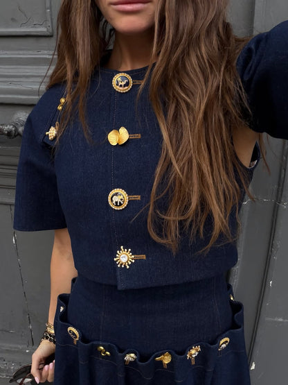 Elegant Fitted Denim Skirt with Front Button Closure