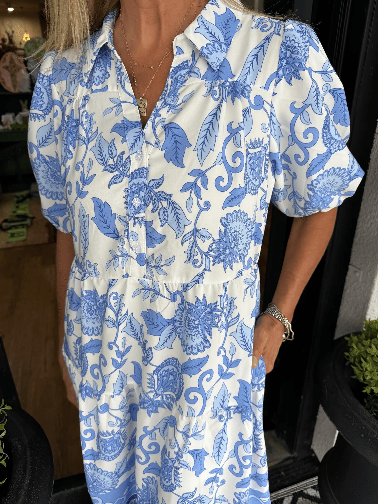 Vine-print puff-sleeve dress