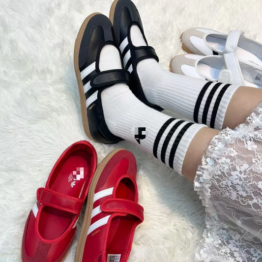 Velcro-fastened ballet flats with non-slip rubber soles