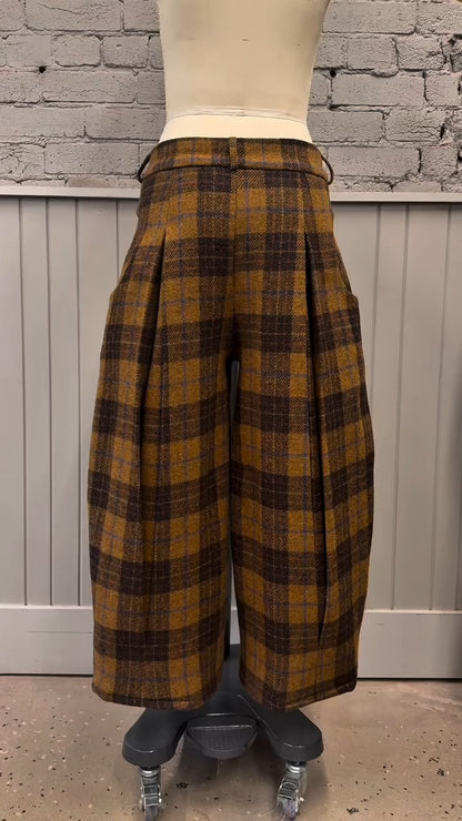 Checkered Pleated Wide-Leg Pants
