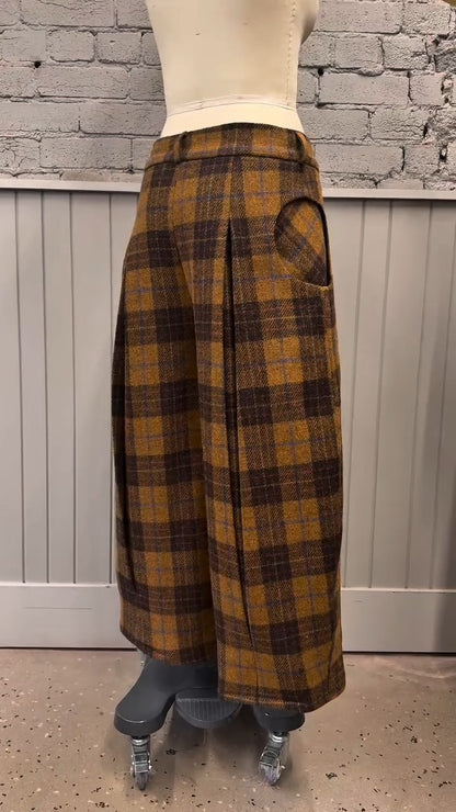 Checkered Pleated Wide-Leg Pants