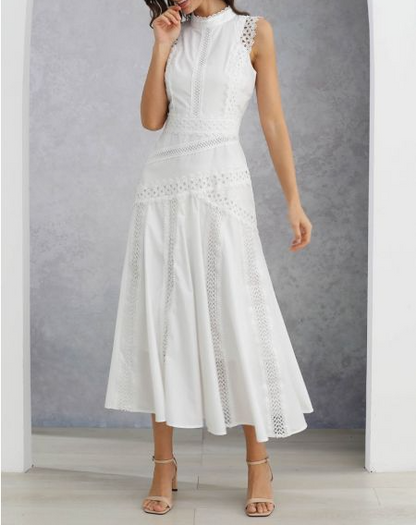 Elegance Lace Panelled Sleeveless Dress