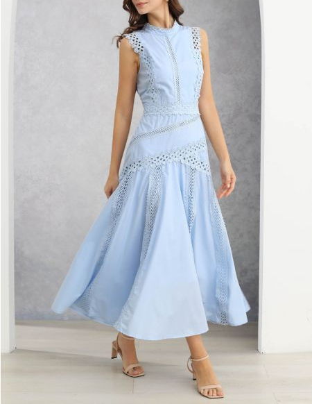 Elegance Lace Panelled Sleeveless Dress