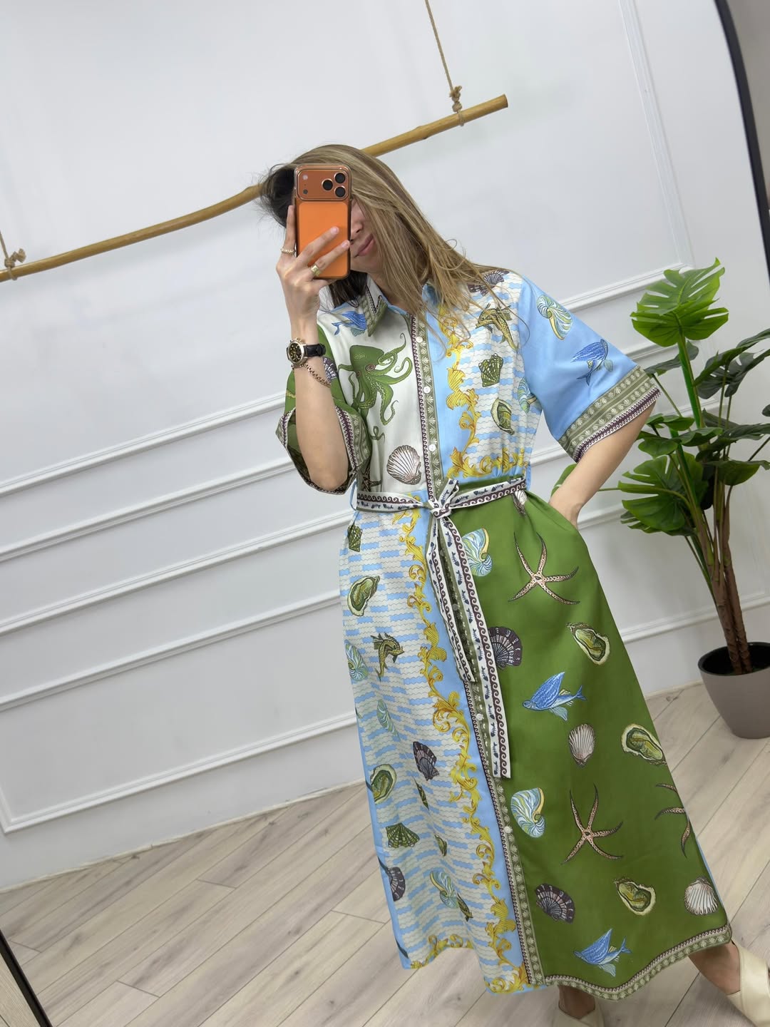 Collared satin midi dress