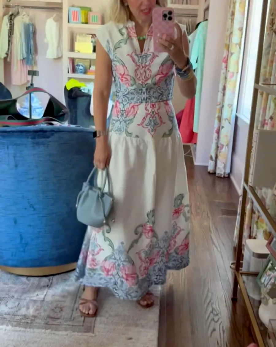 Sleeveless printed dress