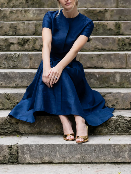 Solid-color tie-waist dress