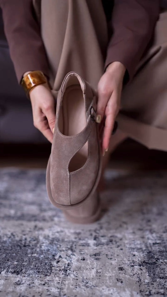 Suede Harlem round toe sandle