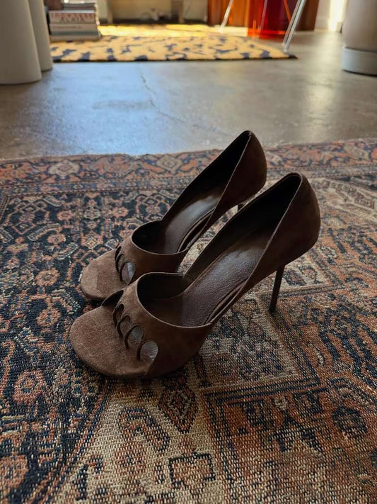 Suede stiletto flip-flops