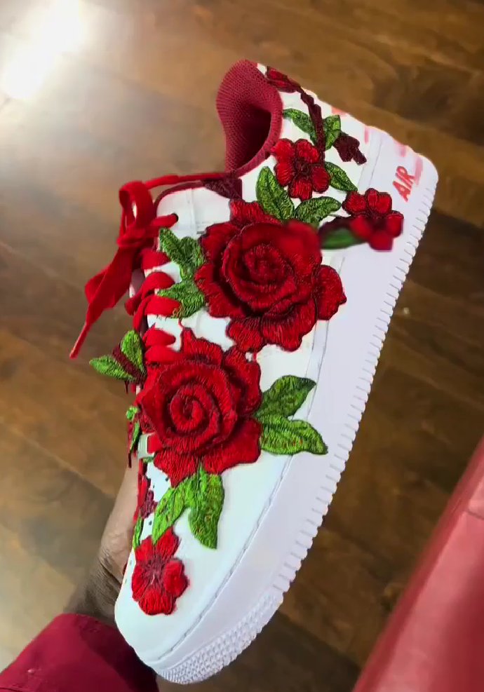 Red Rose Chunky-Lace Sneakers